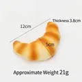Realistic slow rebound PU foam croissant squeeze toy with 12cm length and 21g weight - Croissant (Light Color)