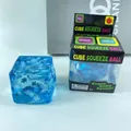 Balle anti-stress carrée bleue motif flocons de neige avec son emballage d'origine - Pack de 5.5cm / Flocon de Neige Bleu