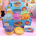 Primo piano di ravioli squishy colorati glitterati con faccine in confezione vaporiera - Stile Pectina Glitter / 8.5cm Size