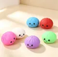 Giocattoli antistress colorati a forma di panino con espressioni molto graziose - Stile Farina (5.5cm)