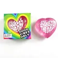 Juguete antiestrés con forma de corazón rosa brillante con caja de embalaje - 1 Pieza / Rosa
