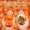 Simpatico giocattolo da spremere mucca delle Highland e palla sensoriale con blocchi - Stile Mucca delle Highland - Marrone