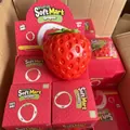 Groot rood aardbeivormig squishy stressverlichtend speelgoed met zachte textuur - Rode Aardbei / 1 Stuk / Rood
