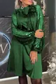 Elegantes smaragdgrünes Langarm-Minikleid mit Pailletten-Patchwork und Bindedetail - S / Kleider / Grün