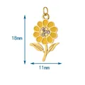 Vue détaillée du pendentif tournesol jaune avec des dimensions de 18 mm de haut et 11 mm - Tournesol / Bague unie / Jaune vif