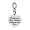 Ανοξείδωτο μενταγιόν καρδιά This Proud Mom Raised An American Hero για μητέρες SKU - Ήρωας (0278)