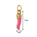 Vista dettagliata che mostra le dimensioni di 15mm per 5mm del ciondolo corno rosa - Forma a Peperoncino Rosa (Anello Semplice)