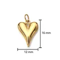 Detalle de cerca de un colgante de corazón dorado de 16mm x 12mm con dimensiones - Corazón 3D / Anillo liso / Dorado