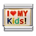Primo piano di charm italiano con scritta colorata 'I Love My Kids' su smalto bianco - I Love My Kids (ICJ888-1)