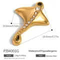 Colgante de raya dorada con diamantes de imitación, accesorio de acero inoxidable - Estilo Raya con Diamantes de Imitación (PJ94001G) / 19.5x13.6mm / Dorado