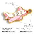 Colgante de avión en acero inoxidable con esmalte y diamantes para joyería artesanal - Estilo Avión Rosa (PJ94031GA) / 17.2x8.96mm