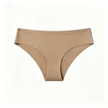 Detailansicht nahtloser, hochelastischer brasilianischer Slip in Nude-Farbe - S / Unterteile / Dunkle Haut