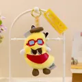 Primer plano detallado de un lindo llavero de plátano de peluche amarillo con bufanda roja - Plátano (Hijo del Cielo) / Amarillo / Aprox 10cm