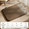 Alfombra de cuero impermeable marrón para perros y gatos con tabla de tallas - Cuero en bloques de color Marrón
