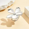 Eleganter silberner Edelstahl-Blumenring mit verstellbarem offenem Band für Damen - Großes Fünfblättriges Blumenmuster mit Granuliertem Kern (J03279) / Silber