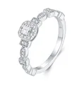Elegante anello halo in argento sterling S925 con moissanite quadrata e fascia pavé - Taglia US 9 / Stile Intarsiato con Halo Quadrato (R15730) / Include Certificato GRA e Confezione Regalo / Argento