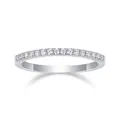 Elegante anello in argento sterling S925 con pietre di moissanite scintillanti - Taglia US 9 / Stile Incastonatura a Fila (R15537)
