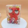 Giocattolo drago rosso da schiacciare con occhi sporgenti in scatola trasparente - Dragone con Occhi a Sbalzo / Scatola regalo / Rosso
