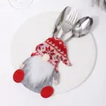 Portacubiertos de gnomo navideño con gorro rojo de punto y barba de pelo sintético - Estilo A Porta Cubiertos Gnomo
