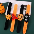 Festliche Halloween Plüsch Schnapparmbänder mit Kürbis, Spinne und Geist Motiven. - Halloween Gemischte Stile / 4er-Set