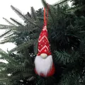 Décoration de sapin gnome de Noël avec un bonnet en tricot rouge et barbe blanche - Rouge Maille Fine