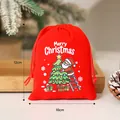 Festlicher roter Samt-Weihnachtsbeutel mit Weihnachtsmann-Druck 10x12cm groß - 10x12cm / Weihnachtsbaum Weihnachtsmann
