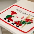 Feestelijke kerstplacemat met kabouterpatroon en Merry Christmas tekst op tafel - Wit Flanellen Kerstman Placemat