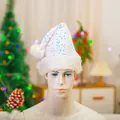 Cappello di Natale bianco con paillettes iridescenti e bordo in finta pelliccia - Stile Bordo Peluche con Paillettes / Colorato