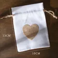 Piccola borsa in cotone e lino bianco con toppa a cuore, variante 10x13cm rustica - 8x10cm / Bianco
