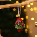 Handgefertigter gewebter Weihnachtsbaumschmuck mit Perlenkette für Auto-Innendekor - Stil 8 (Grüner Baum mit Roter Schleife)