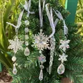 Set di ornamenti natalizi in acrilico cangiante con ciondoli a fiocco di neve e ghiacciolo - Set da 18 pezzi / Aurora boreale