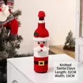 Copribottiglia di vino Babbo Natale in maglia, decorazione festiva per la tavola in rosso - Stile Babbo Natale / 1 Pezzo / Rosso/Bianco