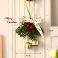 Decorazione natalizia da appendere con campanelle dorate, pigne e fiocco crema - Ciondolo Doppia Campana Pigna / 32cmx13cm