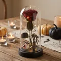 Rosa roja de Halloween en cúpula de cristal con mano de esqueleto y decoración LED - Rosa Roja & Mano de Esqueleto & Globo Ocular
