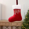 Rode en witte fluwelen kerstsok hanger met een gouden glitter golfpatroon decoratie - Rood Geschilderd - Kerstsok / Enkele OPP-zak
