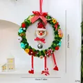 Corona de Navidad de punto hecha a mano de 27 cm con Papá Noel y adornos festivos - Estilo Corona Papá Noel / Producto terminado