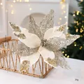 Fleur de Noël artificielle de 29 cm en sequins crème avec des accents de paillettes. - Ornement de Fleur de Noël / Env. 29cm de Diamètre / Crème