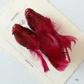 Pájaro de Navidad rojo con purpurina y plumas, tamaño 13cm x 7,5cm - Envase tipo bolsa / Rojo Vino (Par)
