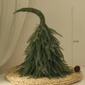 Mini albero di Natale verde rustico da 50 cm con punta curva e base in paglia per decorazione - Abete Nobile Singolo Ceppo Elfo