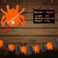 2m Halloween spinnen slinger van papier in oranje en zwart voor decoratie - Spin Stijl / 2 meter lang