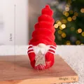Handgemaakte rode kerstkabouter met glinsterende gouden ster voor feestelijke tafeldecoratie - Sterstijl (14cm)