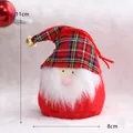 Mini Kerstman met rood geruite hoed voor kerstboomdecoratie - 11cm / Red Plaid Curved Hat