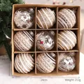 Lot de 9 boules de Noël assorties avec rennes et dentelle dans une boîte de 24x24cm - Ensemble de 9 Pièces / 8cm / Style B Naturel