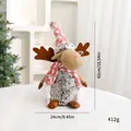 Niedliche Weihnachts-Elch-Plüschpuppe, 42 cm stehender Elch mit Schal und Mütze - Plüschtier / Stehendes Rentier mit spitzer Mütze