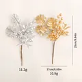 Kunstmatige gouden en zilveren kersttakken met bessen en glinsterende bladdecor - Tak / Combinatie 11
