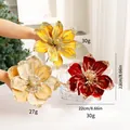 Künstliche Weihnachtsblumen mit Pailletten in Rot und Gold, 22 cm Durchmesser - Magnolie 3 Stück