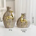 Elegantes graues Keramikvasen-Set mit goldenem Hirsch-Relief für die Weihnachtsdekoration - Klein + Groß / Vasenset / Grauer Elch