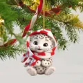 Primo piano di un simpatico ornamento in acrilico con leopardo su un albero di Natale - Stile Tigre Carina 05