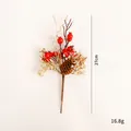 Branche de baies de Noël artificielle avec pomme de pin et feuilles d'orée 27cm - Baie Rouge Feuille d'Or