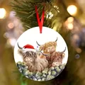 Runder Acryl-Christbaumschmuck mit einer festlichen Hochlandrinder-Illustration - Hochlandrinder-Stil (12)